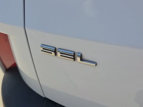 Used 2022 Ford Escape SEL w/ Technology Package FWD image 15
