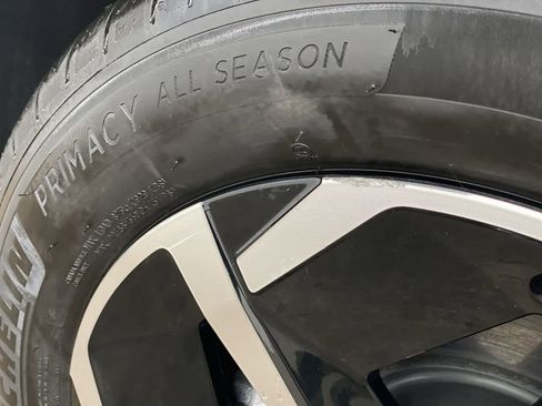 Used 2025 Chevrolet Equinox EV LT w/ Convenience Package image 29