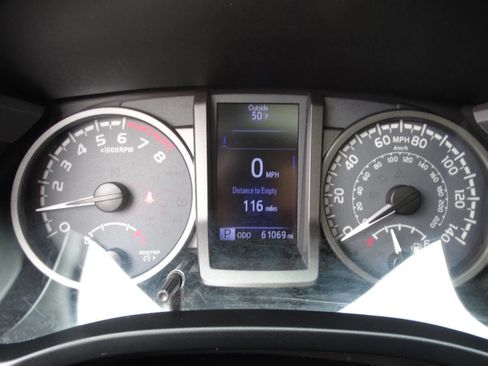 Used 2020 Toyota Tacoma 4x4 Double Cab image 21