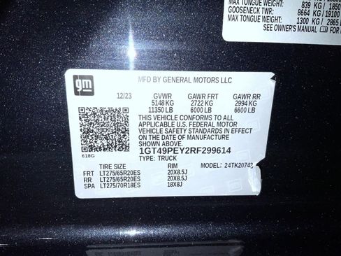 Used 2024 GMC Sierra 2500 AT4 w/ Technology Package image 25