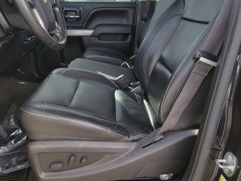 Used 2016 Chevrolet Silverado 2500 LT w/ Midnight Edition image 6