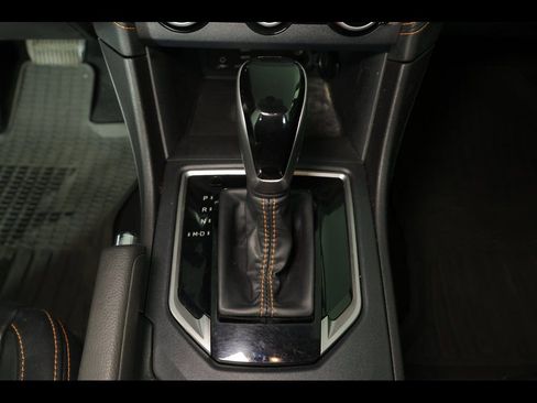 Used 2023 Subaru Crosstrek 2.5i Limited image 18