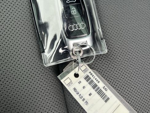 Used 2025 Audi Q8 Premium Plus image 38