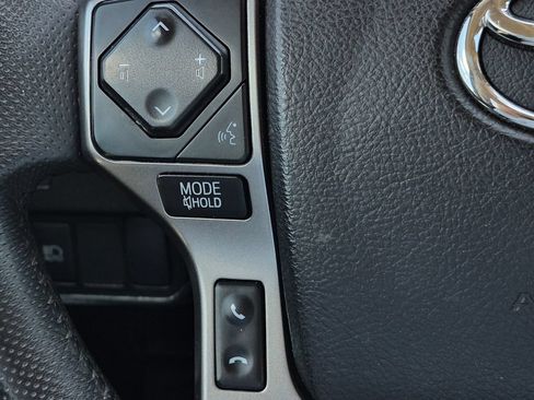 Used 2022 Toyota Tacoma SR5 RWD image 22