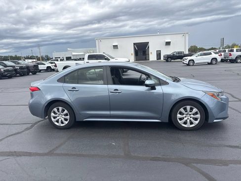 Used 2022 Toyota Corolla LE FWD image 10