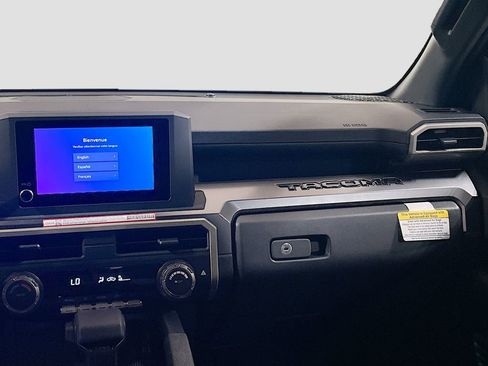 New 2026 Toyota Tacoma TRD Off-Road AWD/4WD image 19