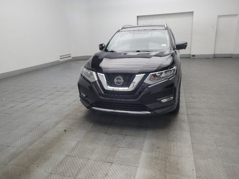 Used 2018 Nissan Rogue SV w/ Premium Package FWD image 15