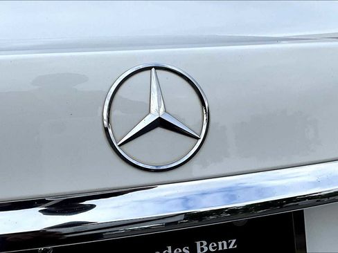 Used 2019 Mercedes-Benz E 300 image 30