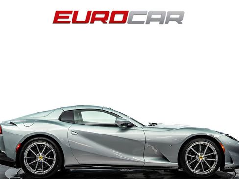 Used 2022 Ferrari 812 GTS RWD image 8
