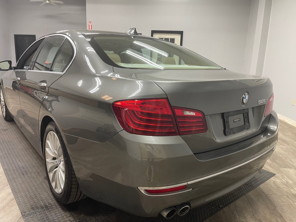Used 2014 BMW 528i Sedan RWD image 10