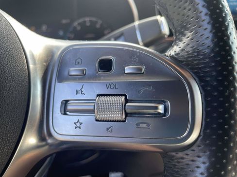 Used 2021 Mercedes-Benz GLC 300 w/ AMG Line image 9