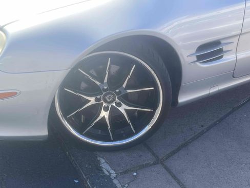 Used 2006 Mercedes-Benz SL 500 image 7