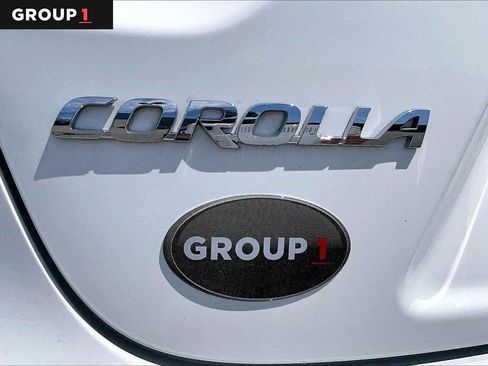 Used 2024 Toyota Corolla LE FWD image 32