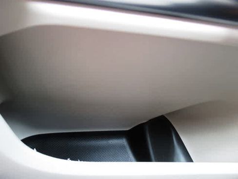 Used 2021 Mercedes-Benz GLA 250 4MATIC image 21