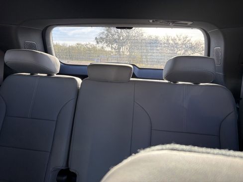 New 2026 GMC Acadia Elevation image 15