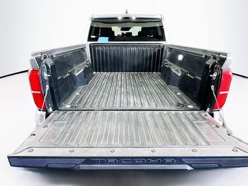 Used 2025 Toyota Tacoma TRD Sport RWD image 27