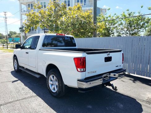 Used 2014 Nissan Titan SV w/ SV Value Truck Package image 6