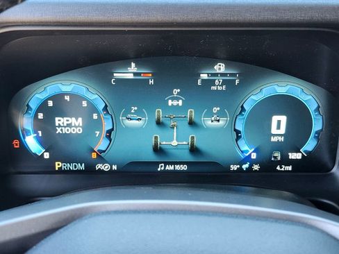 New 2025 Ford Bronco Outer Banks w/ Sasquatch Package image 29