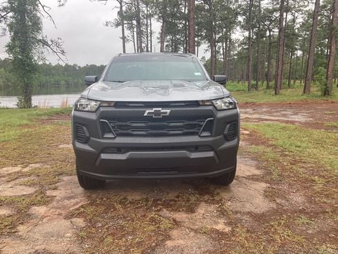 New 2026 Chevrolet Colorado W/T w/ WT Custom Package RWD image 8