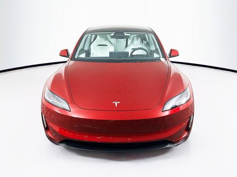 Used 2024 Tesla Model 3 Performance image 2