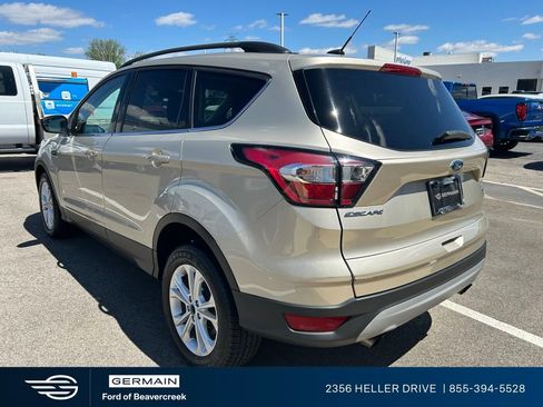 Used 2018 Ford Escape SE FWD image 6