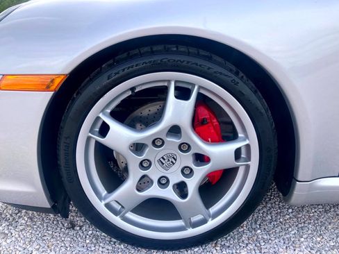 Used 2006 Porsche 911 Carrera S RWD image 24