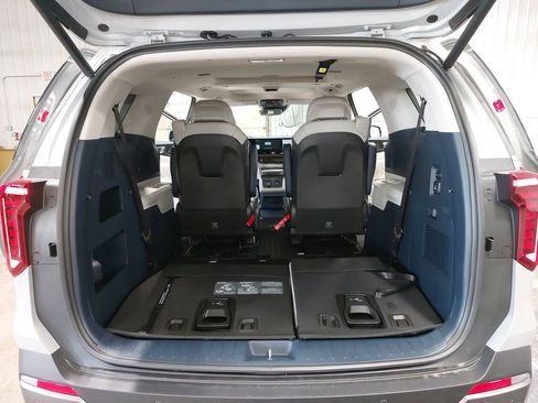 New 2026 Kia Carnival SX Prestige FWD image 14