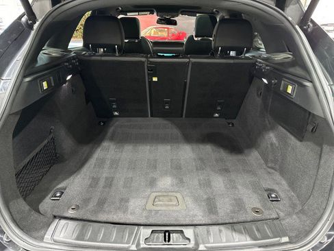 Used 2017 Jaguar F-PACE R-Sport image 15