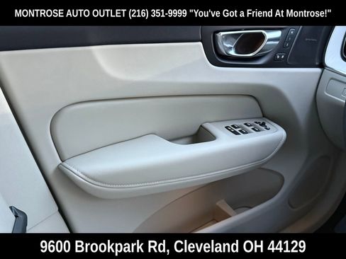 New 2026 Volvo XC60 T8 Ultra w/ Protection Package Premier image 35