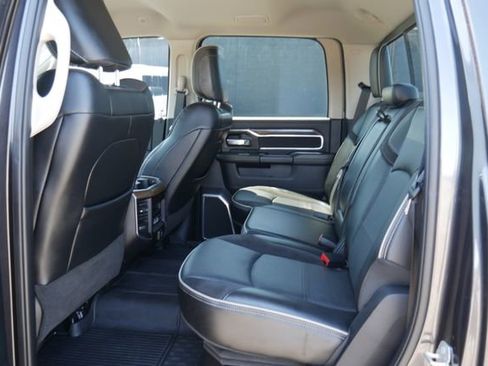 Used 2024 RAM 2500 Laramie AWD/4WD image 27