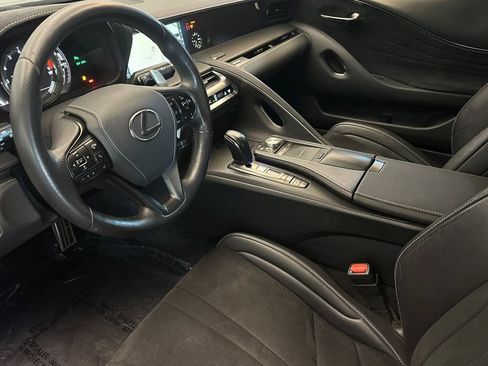 Used 2018 Lexus LC 500 Coupe w/ Performance Package RWD image 10
