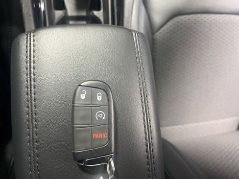 New 2026 Jeep Compass Latitude image 21