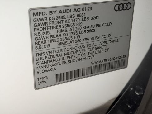 Used 2023 Audi Q7 3.0T Premium AWD/4WD image 27