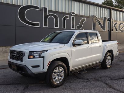 Used 2022 Nissan Frontier SV