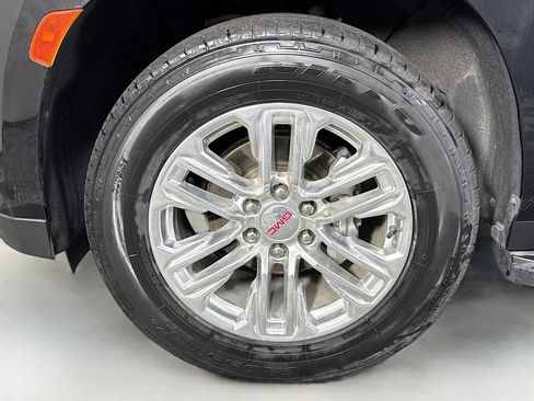 Used 2021 GMC Yukon XL SLT AWD/4WD image 38