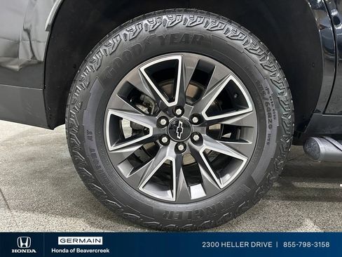 Used 2023 Chevrolet Tahoe Z71 w/ Luxury Package AWD/4WD image 10
