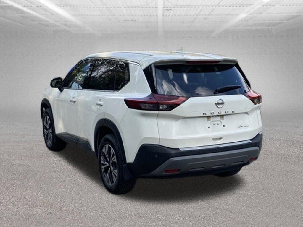 Used 2021 Nissan Rogue SV AWD/4WD image 3