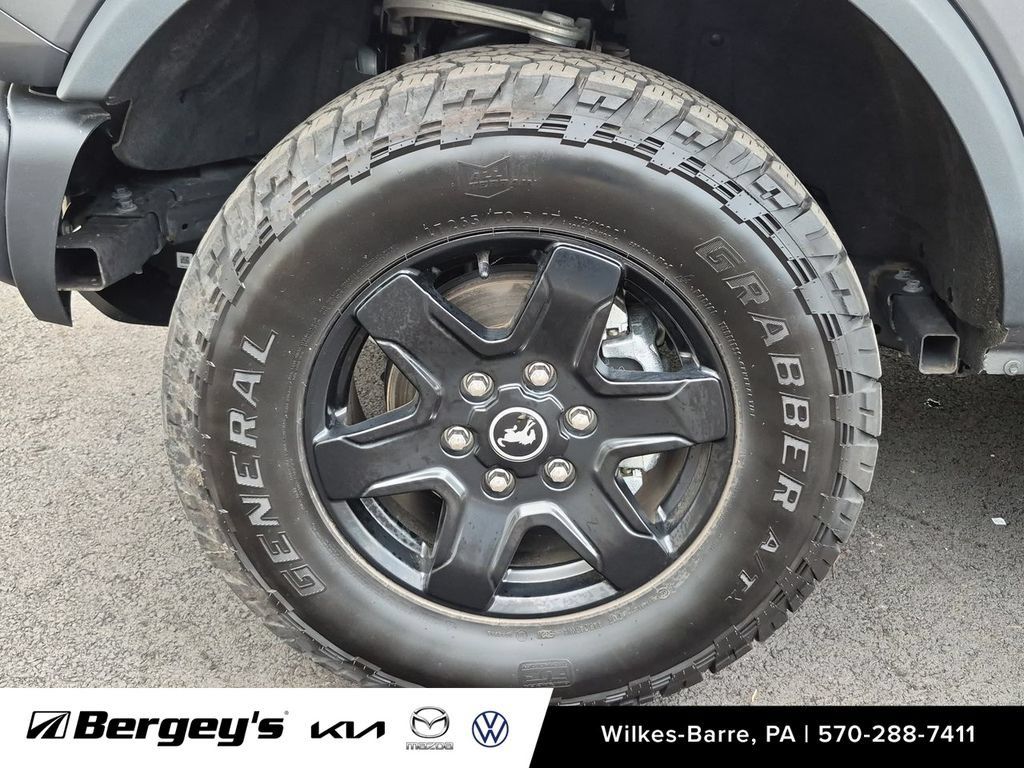 Used 2024 Ford Bronco Black Diamond AWD/4WD image 11