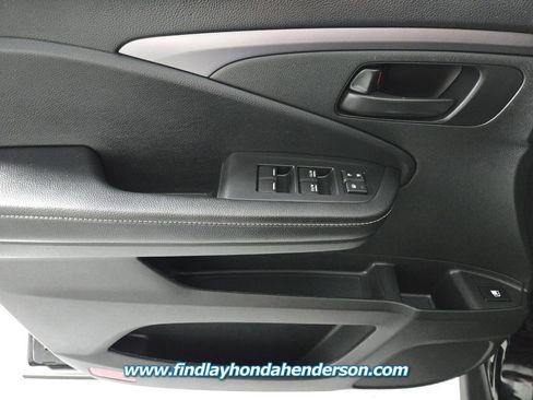 Certified 2025 Honda Ridgeline Sport image 24