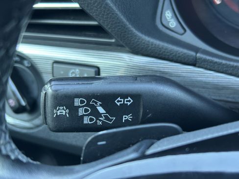 Used 2020 Volkswagen Passat 2.0T R-Line image 24