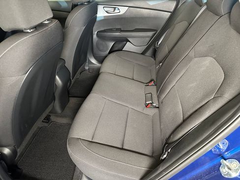 Used 2020 Kia Forte LXS FWD image 21
