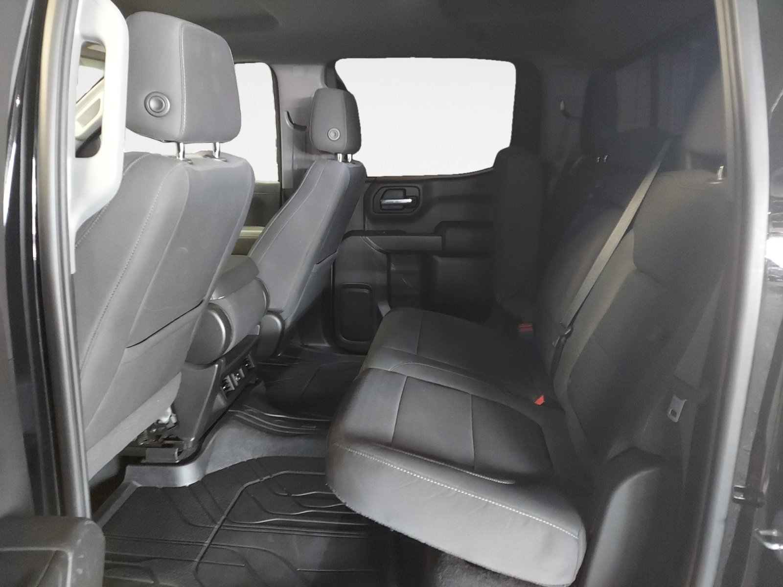 Used 2022 Chevrolet Silverado 1500 LT w/ Texas Edition Plus RWD image 23