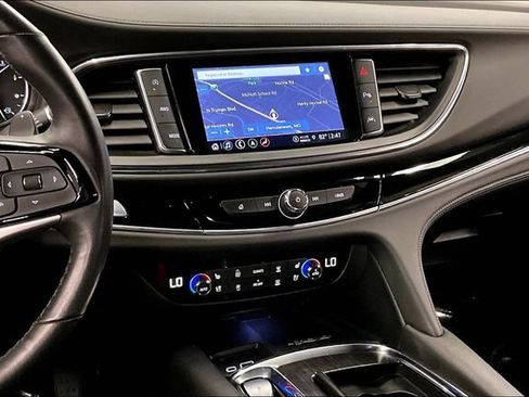 Used 2022 Buick Enclave Avenir w/ Avenir Technology Package AWD/4WD image 7