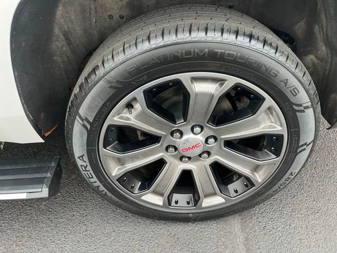 Used 2019 GMC Yukon Denali w/ Open Road Package image 17