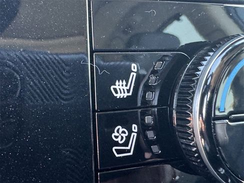 New 2025 Nissan Pathfinder Platinum w/ Lighting Package (N93) image 24