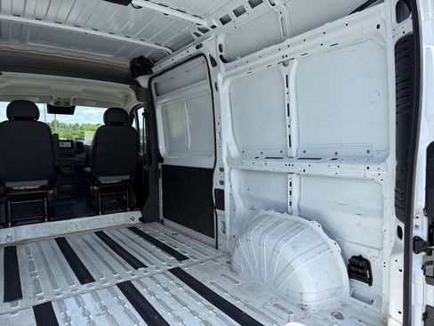 Used 2025 RAM ProMaster 2500 w/ Convenience Group FWD image 27