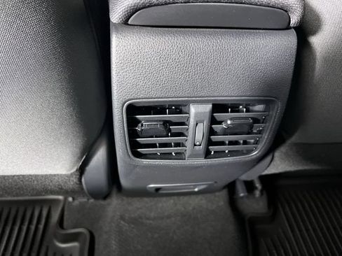 Used 2024 Toyota Corolla Cross AWD Hybrid image 21