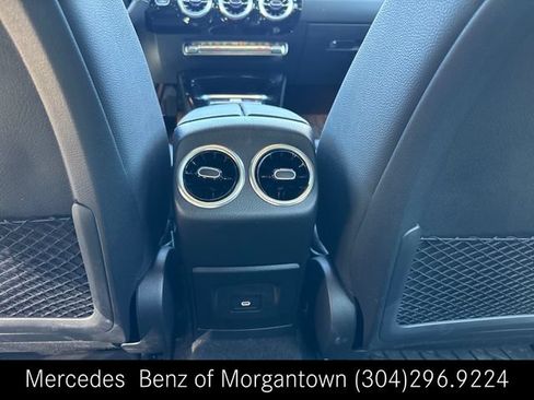 Certified 2025 Mercedes-Benz CLA 250 4MATIC image 18
