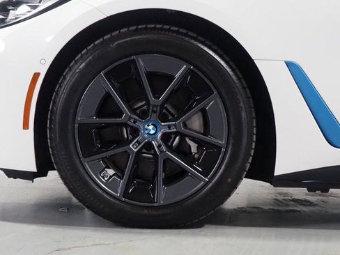 Used 2023 BMW i4 eDrive35 RWD image 57