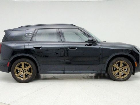 Used 2025 MINI Cooper Countryman SE image 4
